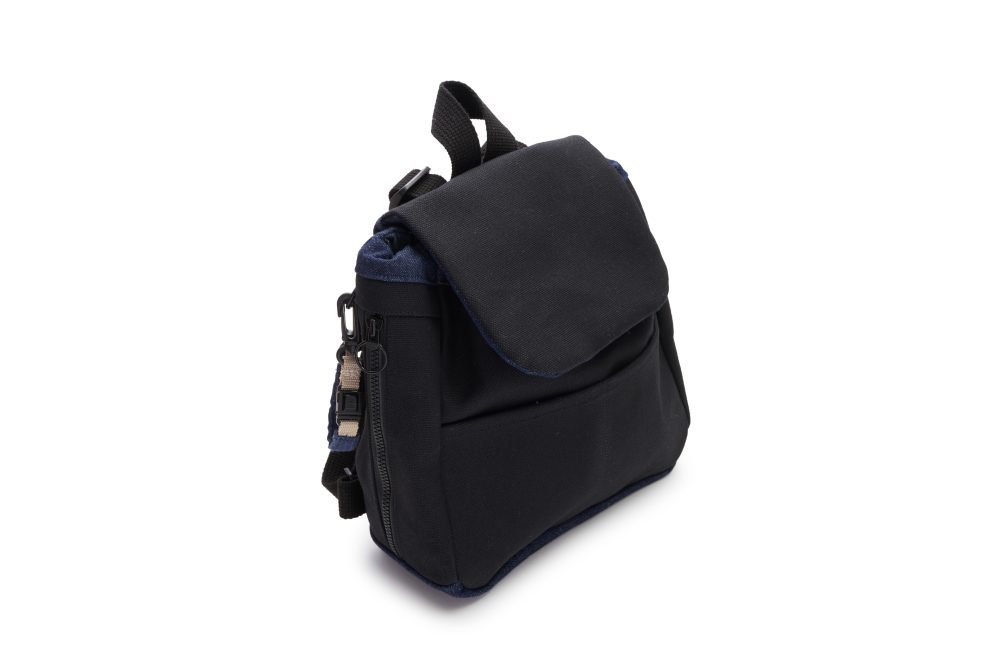 抱っこ紐バッグとベビーリュックの2WAYで使える！ 帆布×岡山産デニムのベビーリュック ブラック